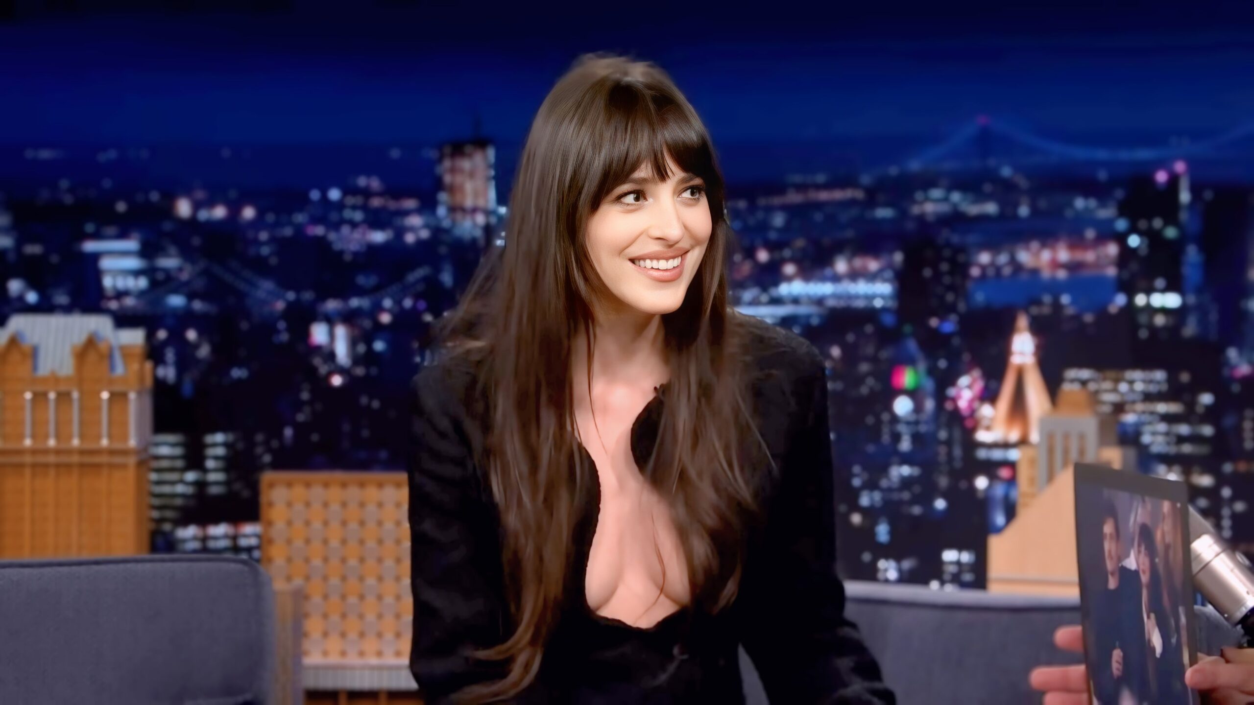 Dakota Johnson’s Hilarious and Bold Return on The Tonight Show with Jimmy Fallon.